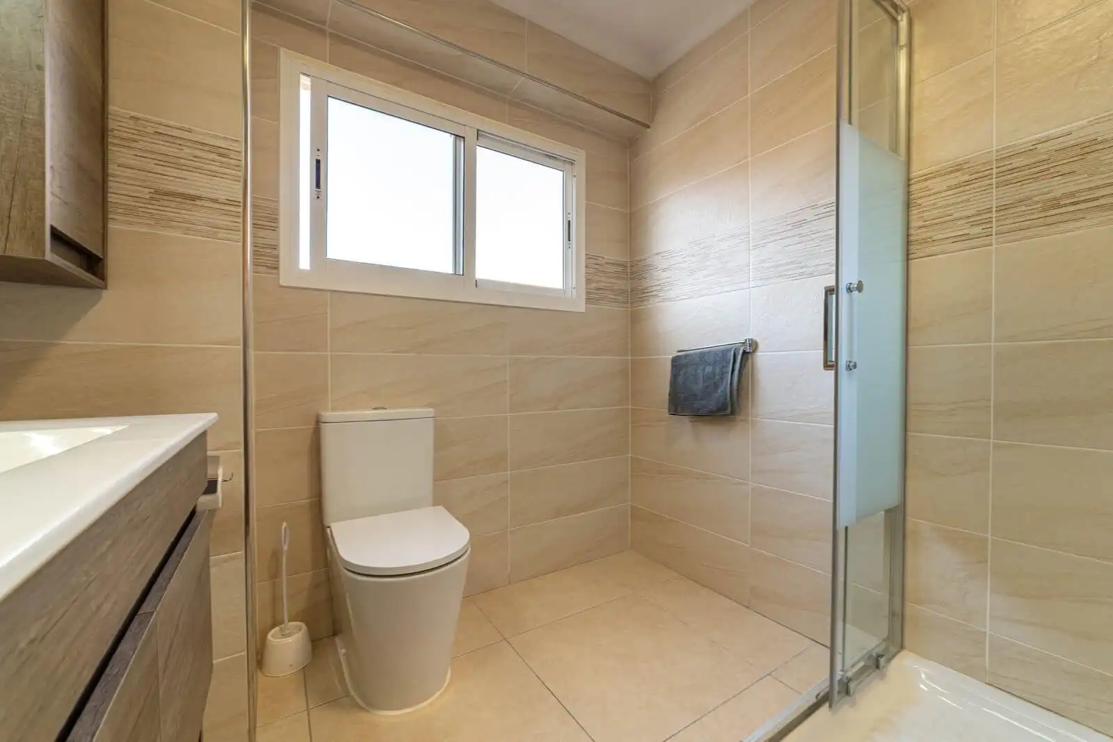 Baño de Apartamento en venta en Calpe / Calp con Terraza y Amueblado