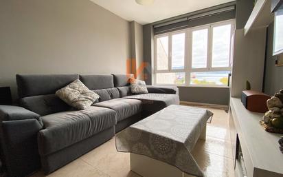Sala d'estar de Apartament en venda en Porto do Son amb Terrassa