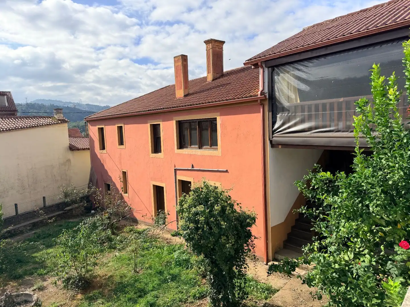 Casa rústica con jardín en venta en Vila de Cruces