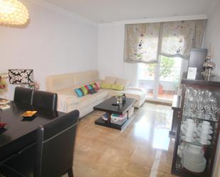 Living room of Flat to rent in Armilla  with Heating and Parquet flooring