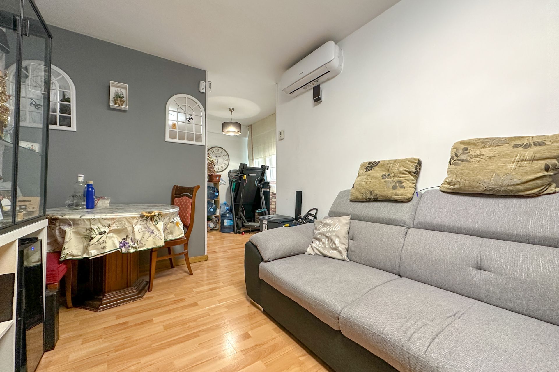 Sala de estar de Piso en venta en  Madrid Capital