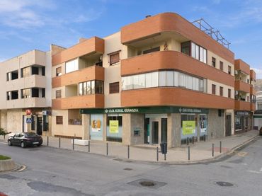 Pis amb balcó en venda a Calle Calle Granados