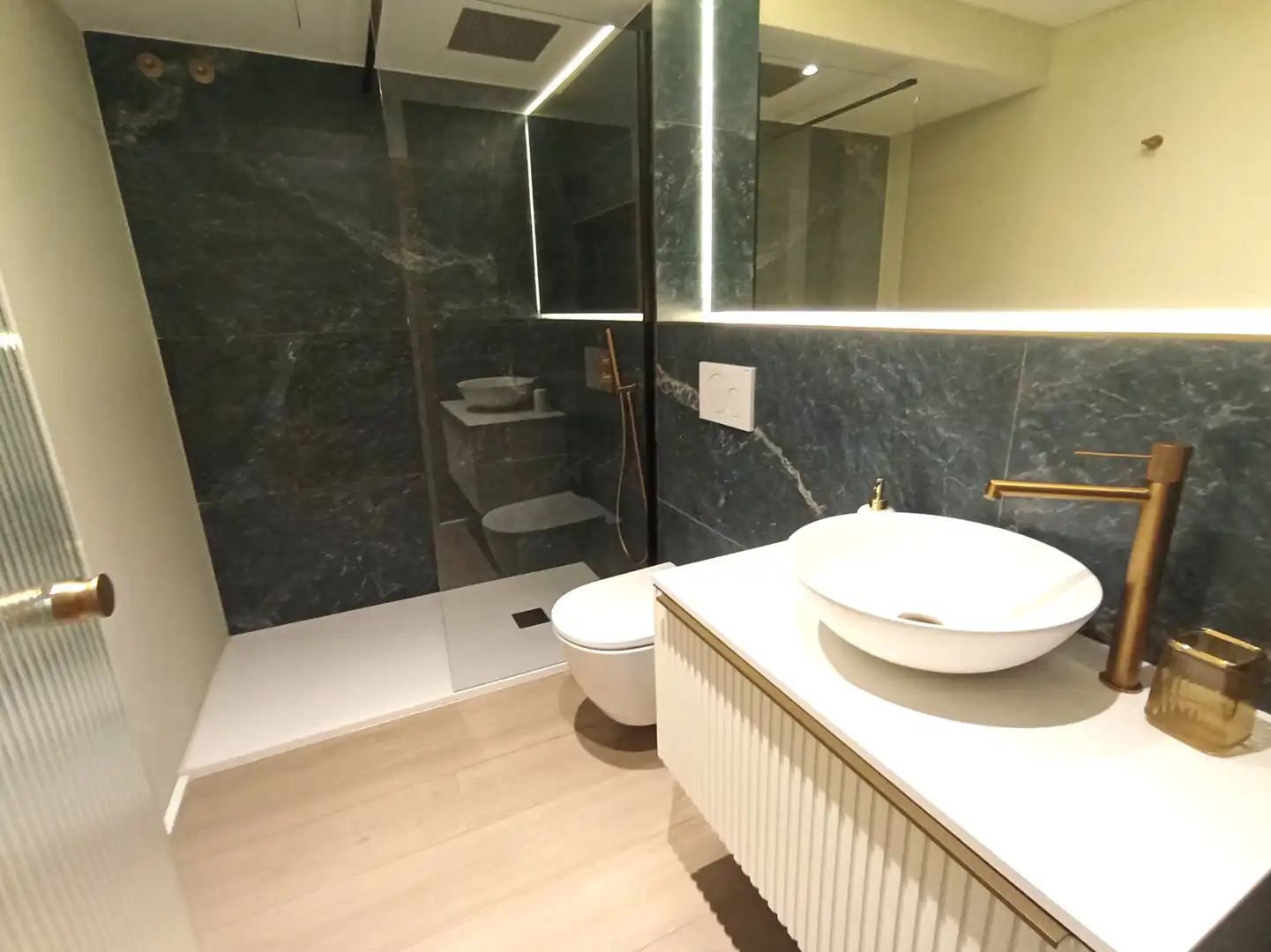 Baño de Piso en venta en Barcelona con Aire acondicionado, Calefacción y Parquet