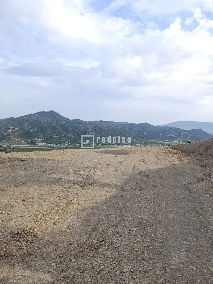 Terreny residencial en venda a Almogía