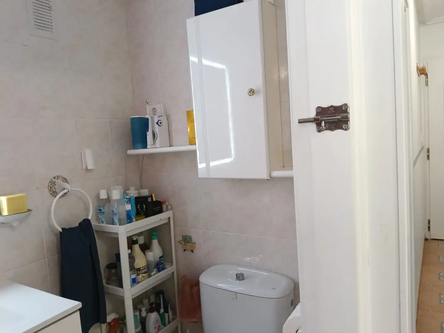 Badezimmer von Wohnung zum Verkauf in Castro-Urdiales mit Heizung, Terrasse und Abstellraum