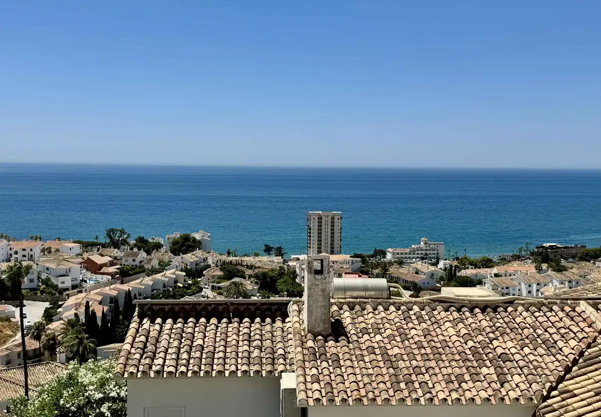 Vista exterior de Dúplex en venda en Mijas amb Aire condicionat, Calefacció i Terrassa
