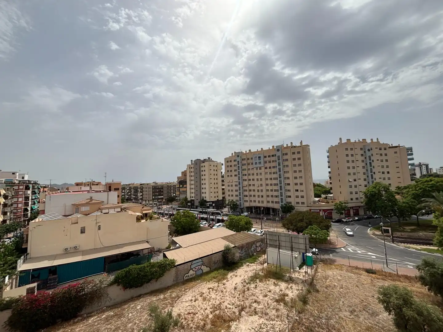Vista exterior de Pis en venda en El Campello amb Terrassa i Moblat