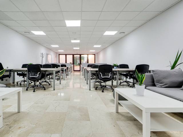 Oficina en Alquiler en badajoz en El Poblenou