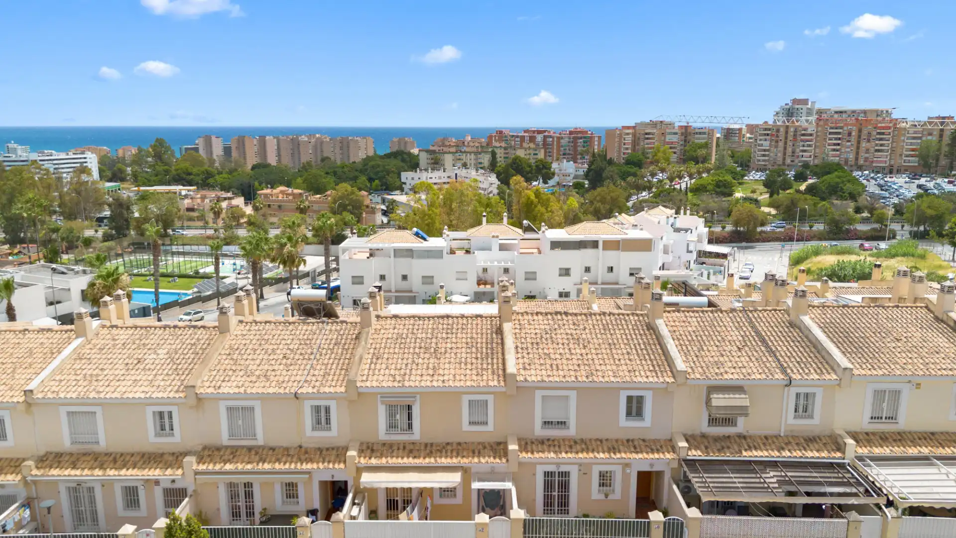 Reihenhaus mit Pool zum Verkauf in Calle Isaias Carrasco Miguel, imagen 32