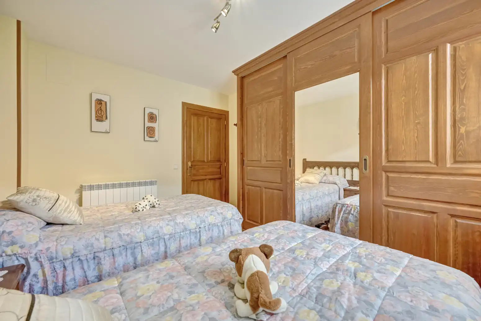 Bedroom of Flat for sale in Garde  with Heating and Terrace