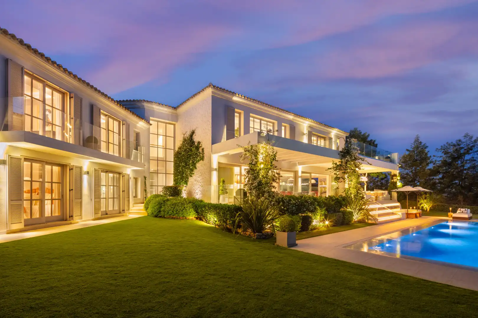 Casa con piscina en venta en Nueva Andalucía, imagen 2