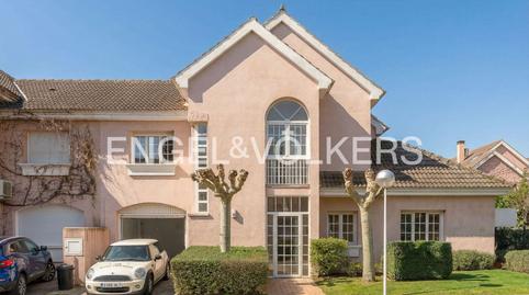 Foto 2 de Casa adosada de lloguer a Calle Altos del Club de Polo, Villafranca del Castillo, Villanueva de la Cañada