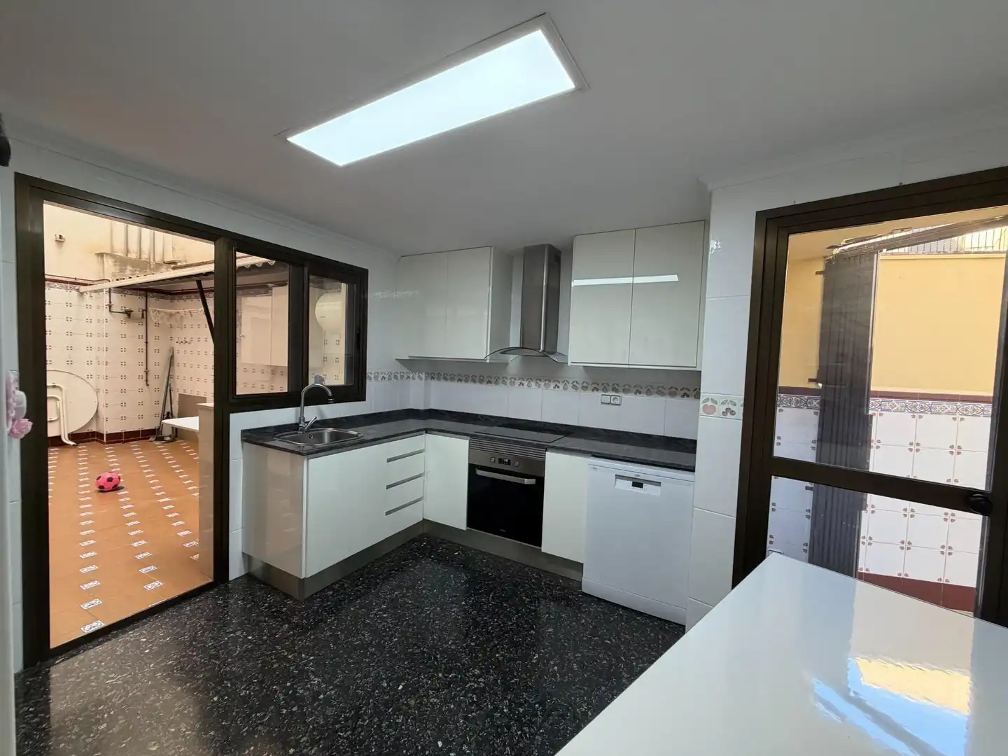 Küche von Wohnung zum Verkauf in Parque de la Bombilla  