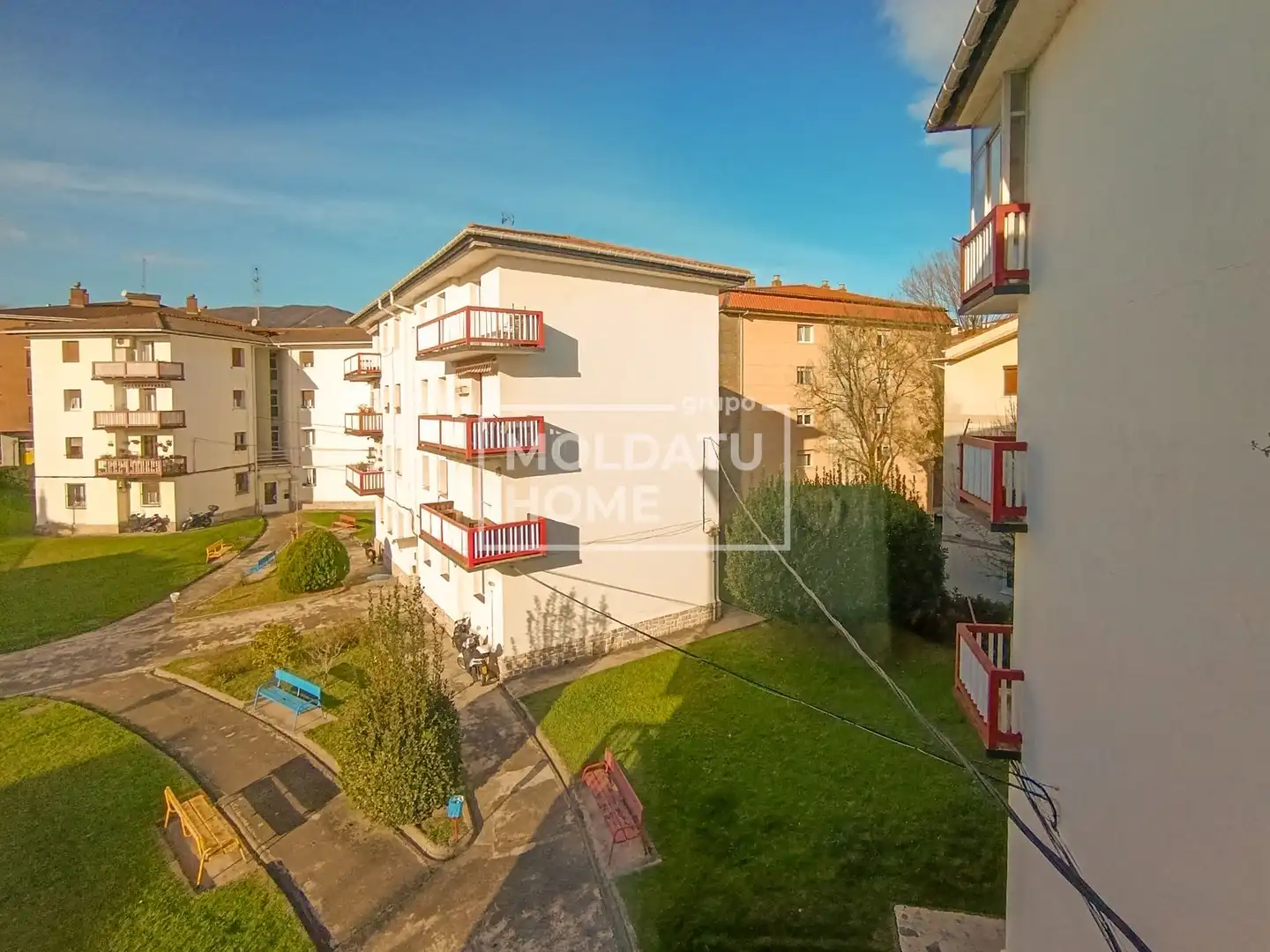 Außenansicht von Wohnung zum Verkauf in Irun  mit Heizung und Abstellraum