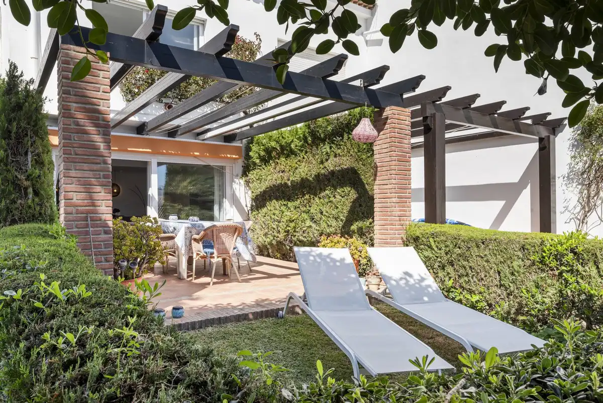 Terrassa de Casa adosada en venda en Marbella amb Aire condicionat, Jardí privat i Terrassa