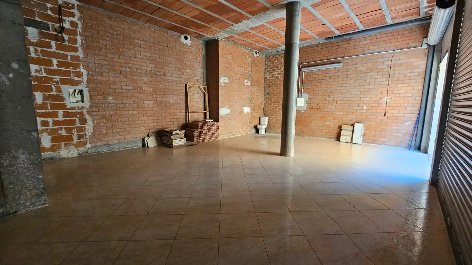 Gewerbefläche zum Verkauf in Carrer Colón 37B, imagen 6