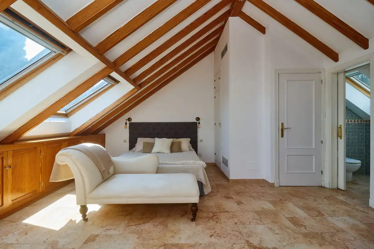 Habitación de Casa adosada en venta en Marbella con Aire acondicionado, Jardín privado y Terraza