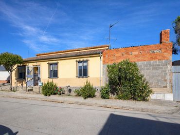 Casa en venda a Valdestillas