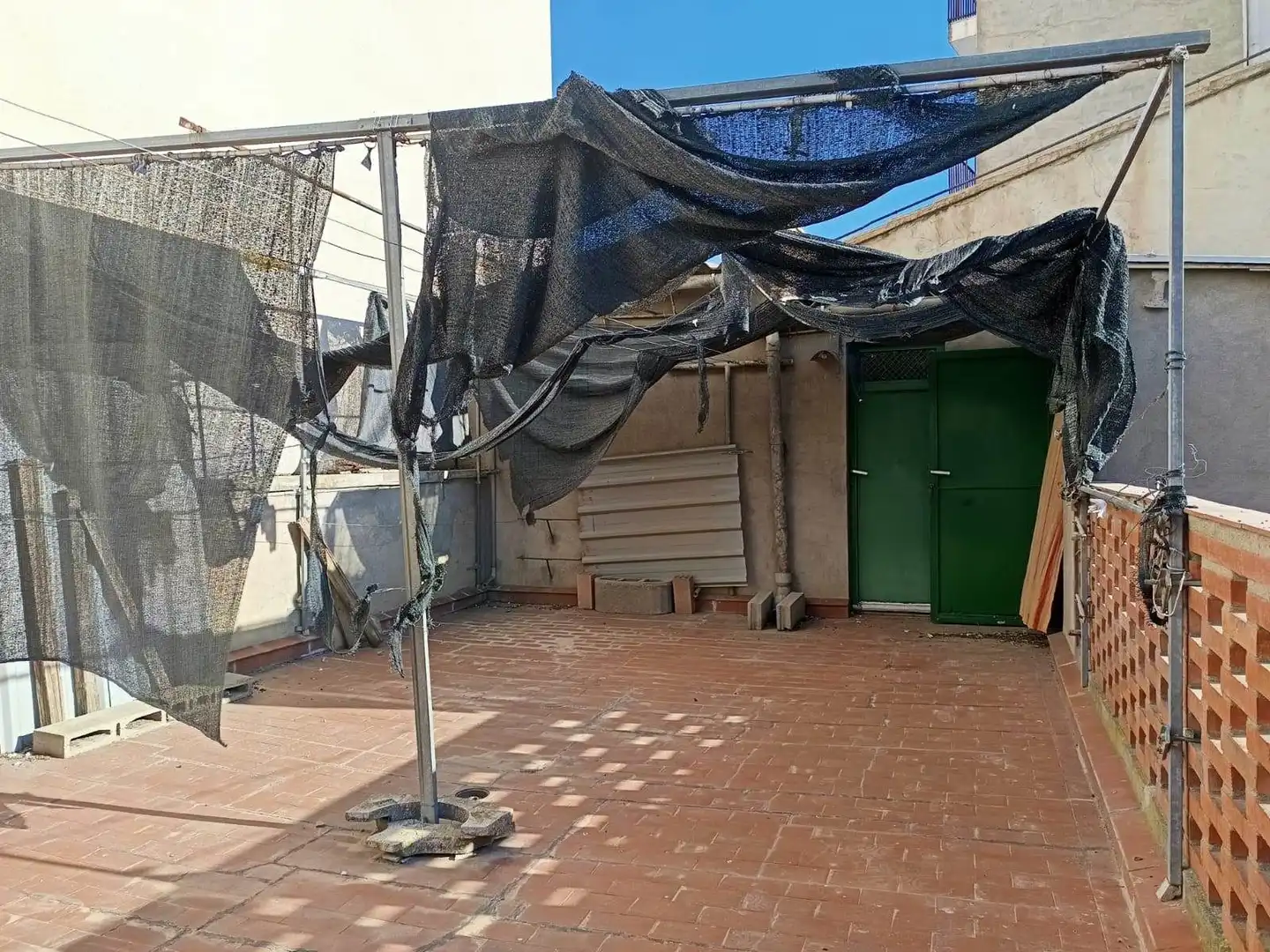 Terrasse von Einfamilien-Reihenhaus zum Verkauf in Monzón mit Terrasse