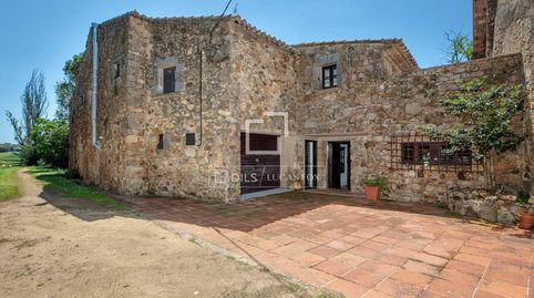 Exclusiva masía catalana con licencia turística, piscina y jardín privado en venta en Llagostera, en plena naturaleza y cerca de l, imatge 5