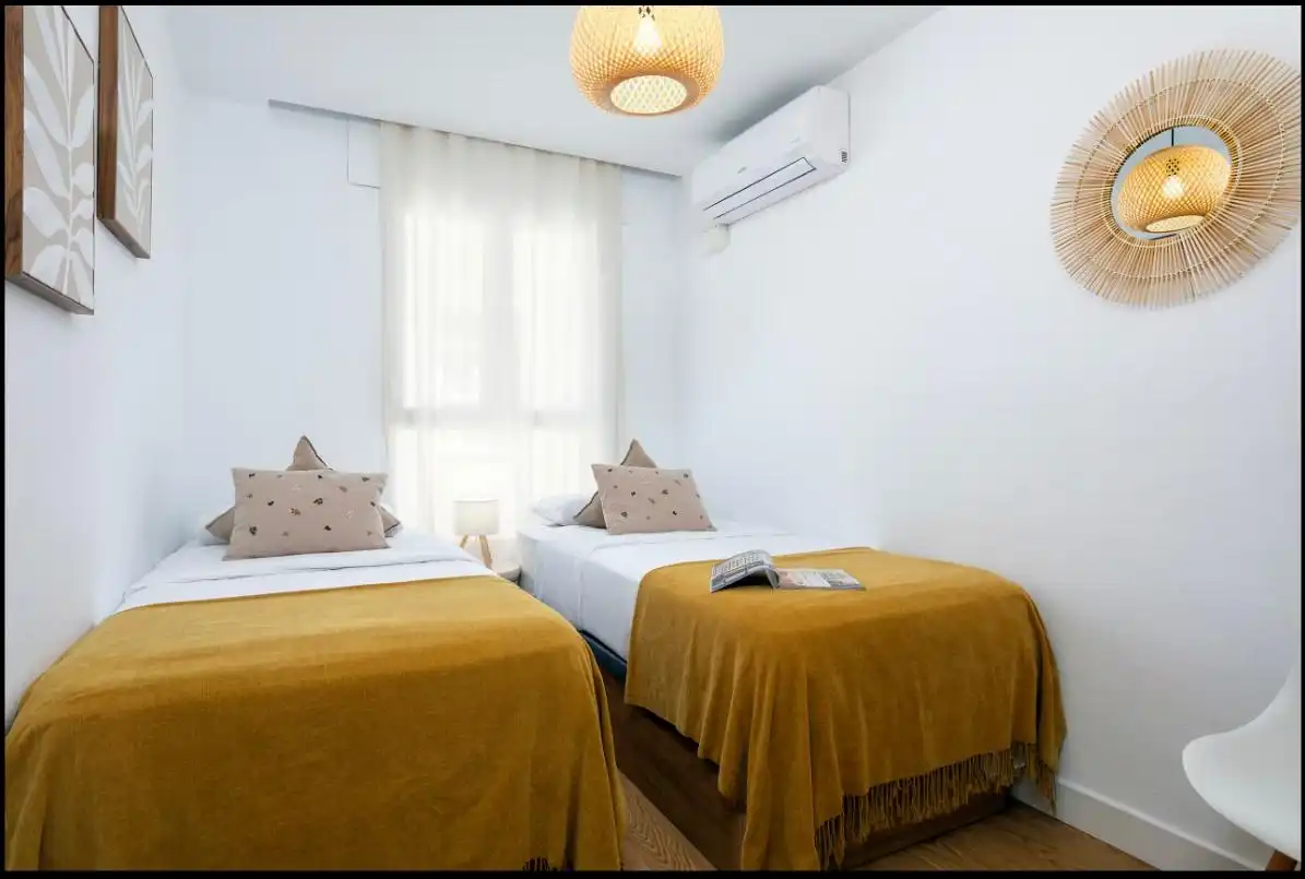 Habitación de Piso en venta en Málaga con Aire acondicionado, Calefacción y Parquet