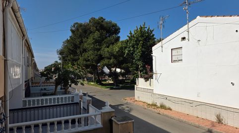 Foto 3 de Planta baixa en venda a Calle Bergantin Rio Piedras, Playa de los Náufragos, Torrevieja