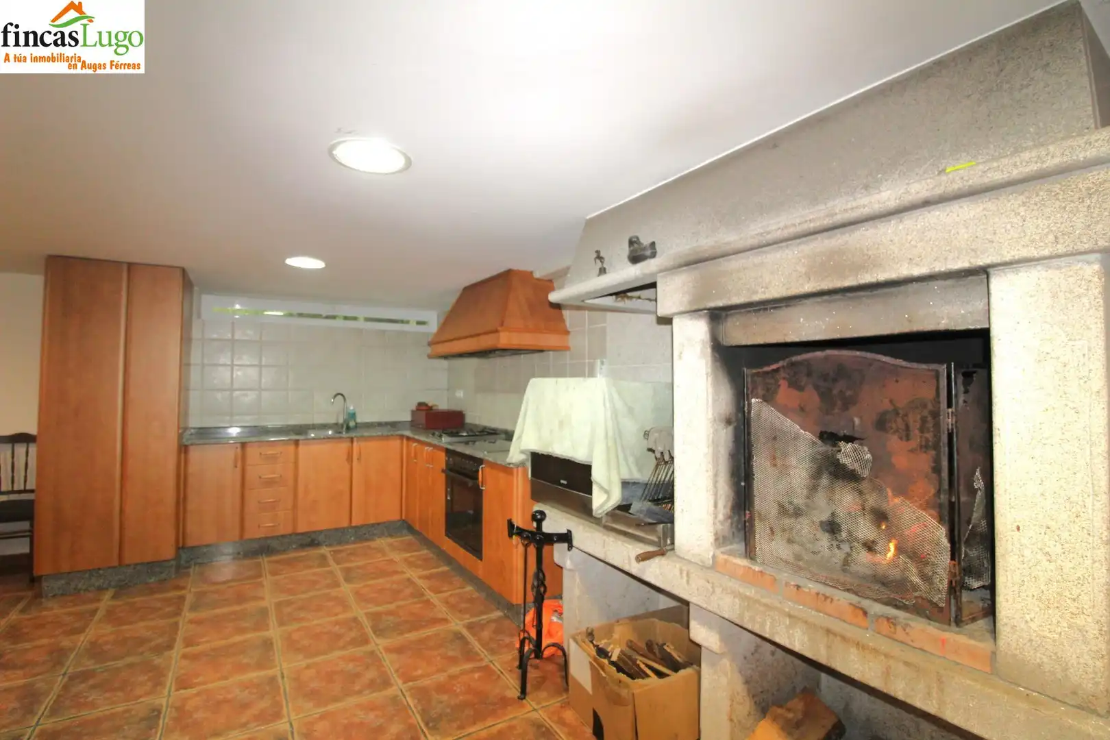 Cocina de Casa o chalet en venta en Guntín con Calefacción, Jardín privado y Terraza