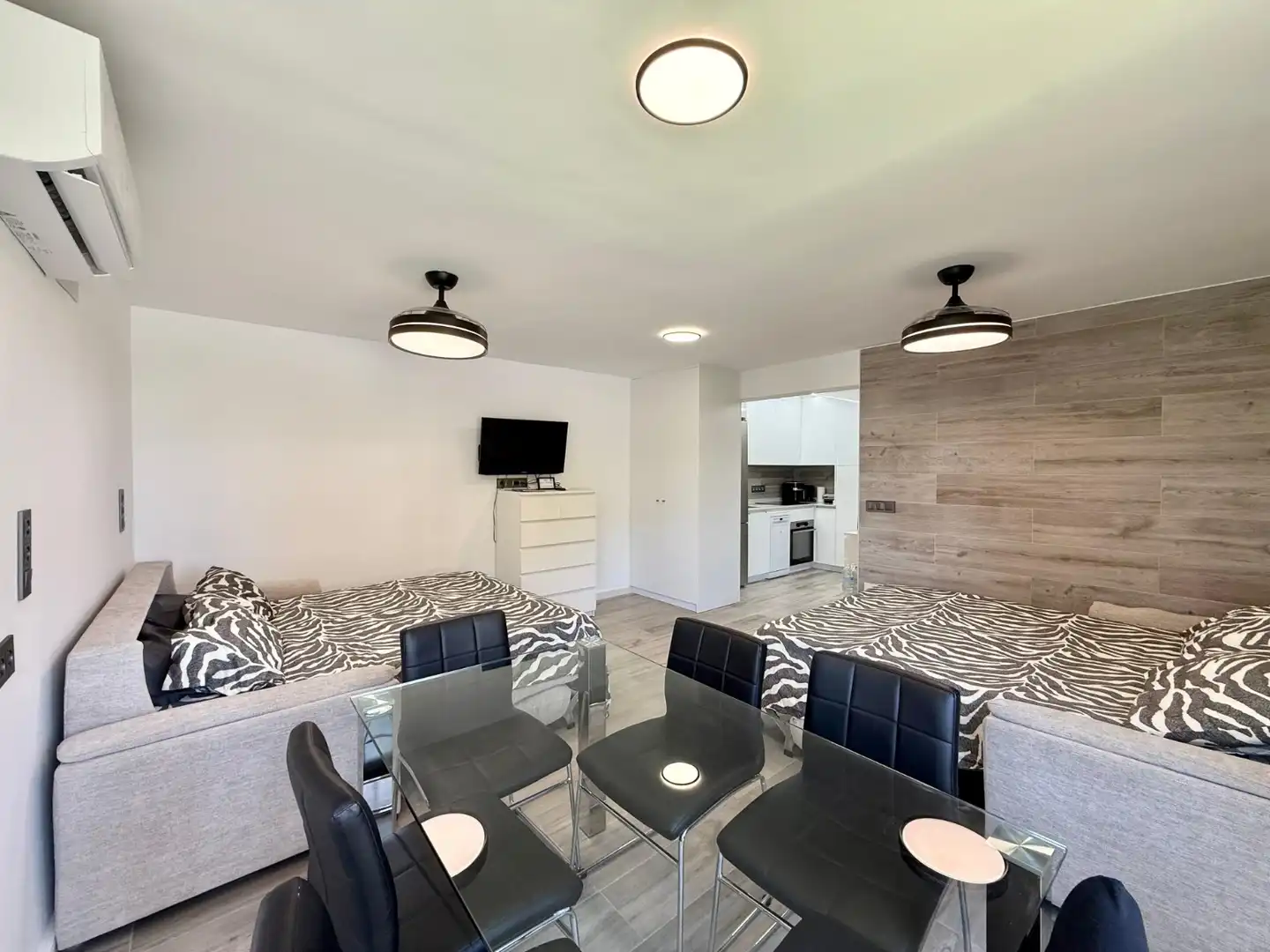 Habitación de Estudio de alquiler en Orihuela con Aire acondicionado, Calefacción y Amueblado
