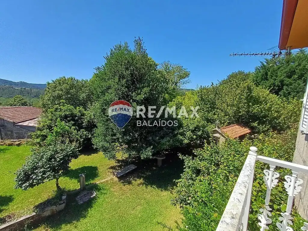 Houses for sale in Covelo  with Heating, Private garden and Parquet flooring