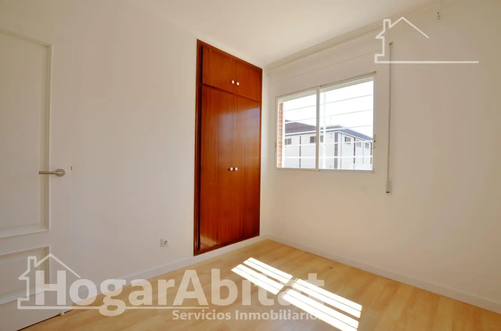 Bedroom of Flat for sale in Gandia  with Parquet flooring and Balcony