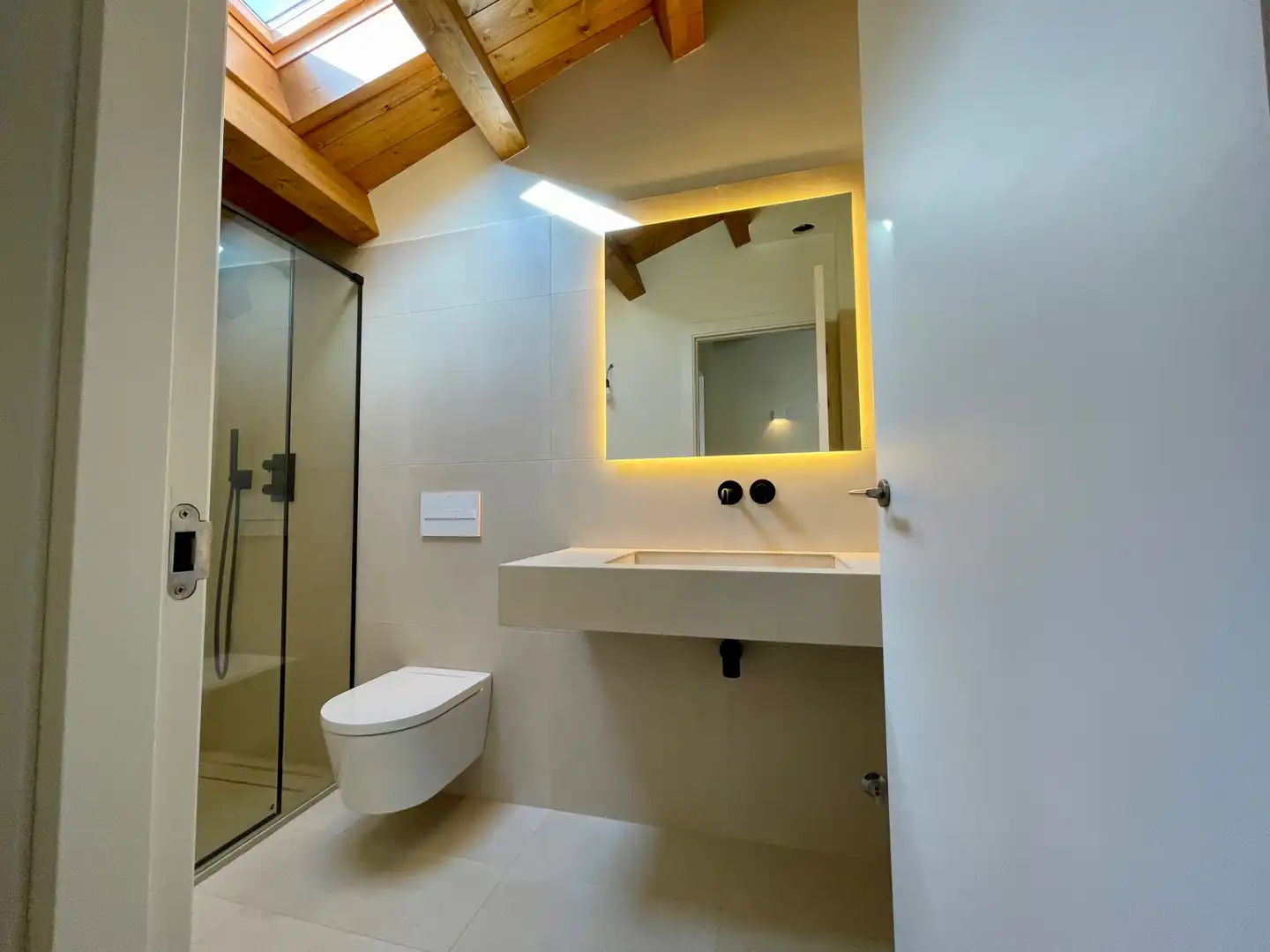 Baño de Finca rústica en venta en Setcases con Calefacción, Parquet y Trastero