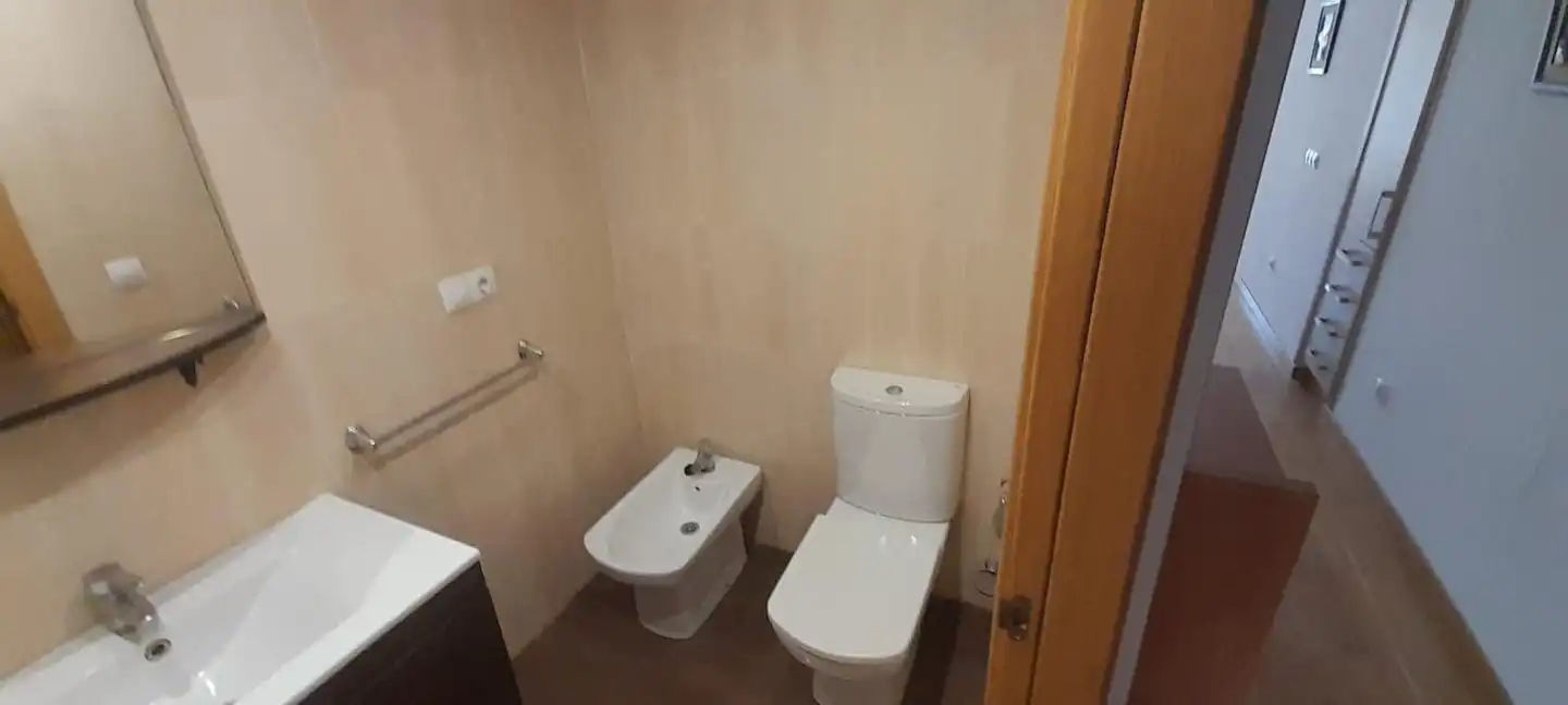 Flat for rent in - Paseo De Sebastián Elcano, El Grao