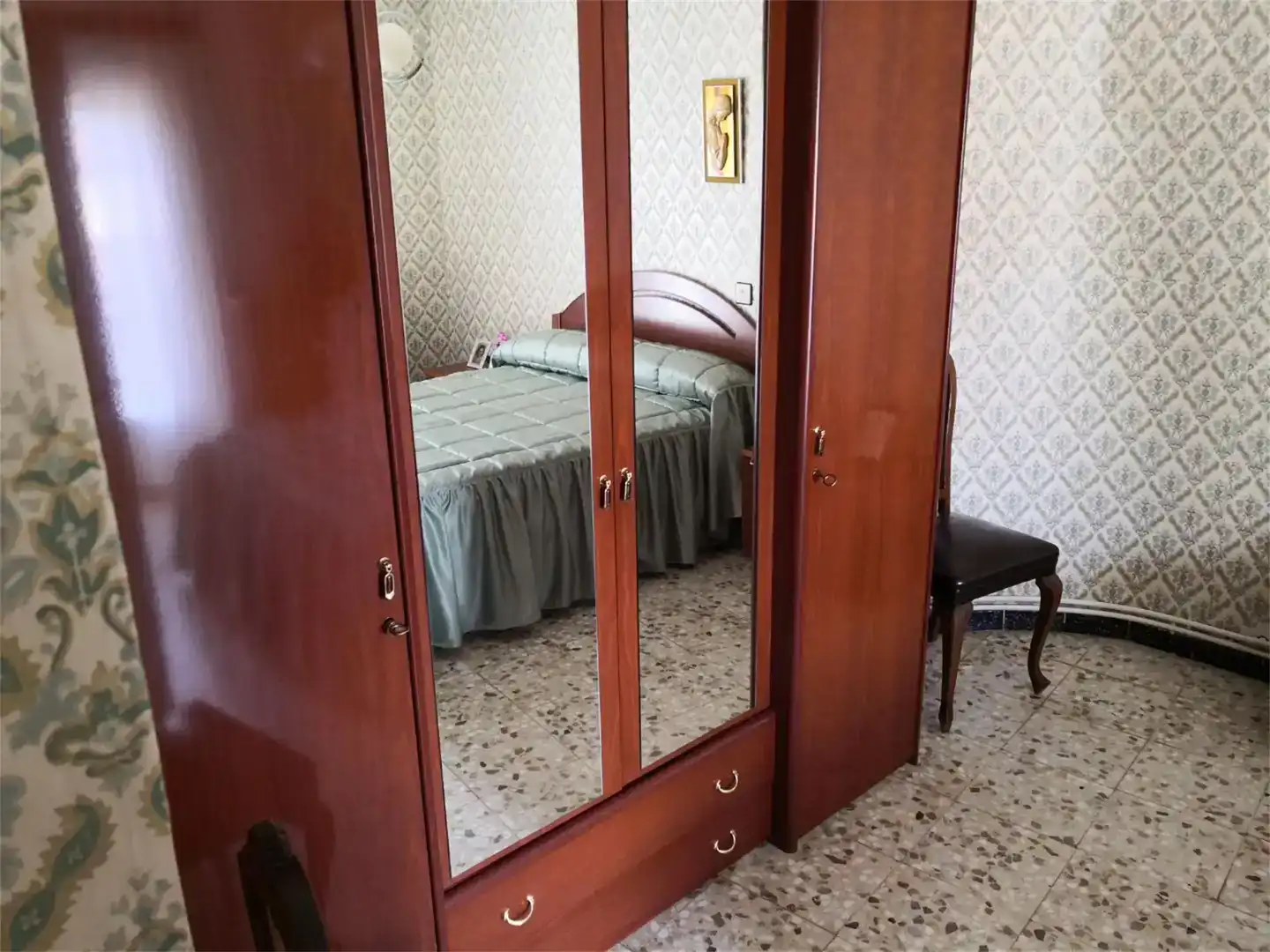 Habitación de Piso en venta en Torrehermosa con Trastero, Amueblado y Balcón