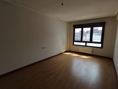 Living room of Flat for sale in Oviedo 