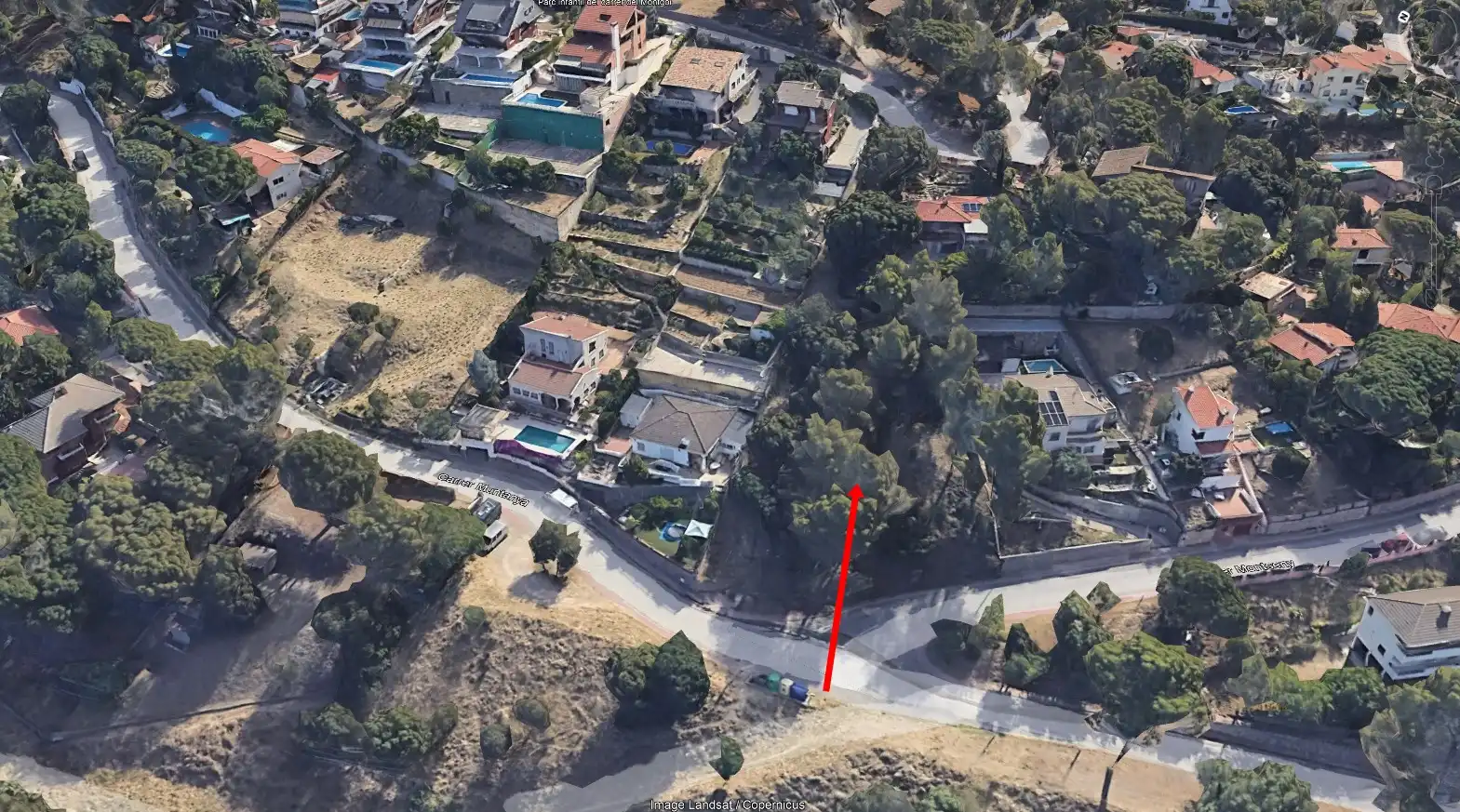 Terreny residencial en venda a Carrer Montseny