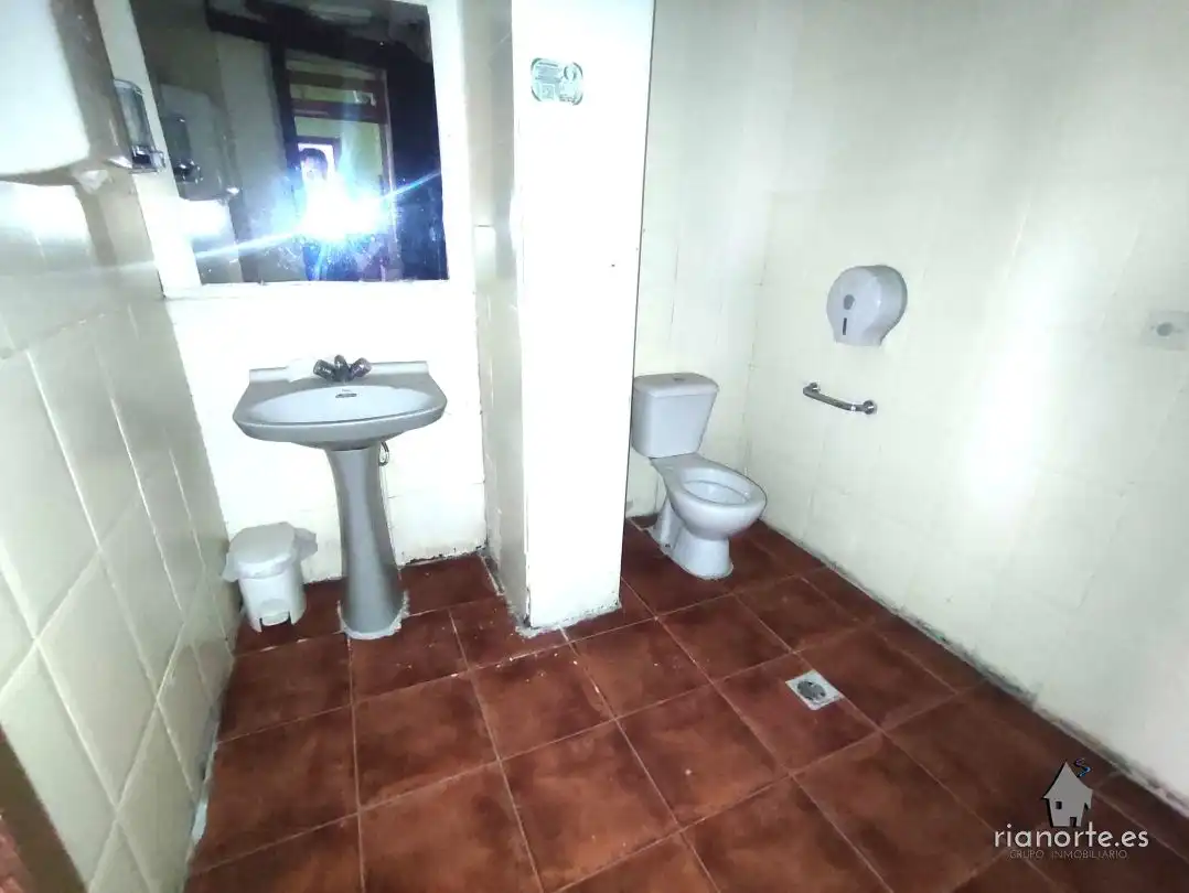 Bathroom of Houses for sale in Langreo  with Terrace and Storage room