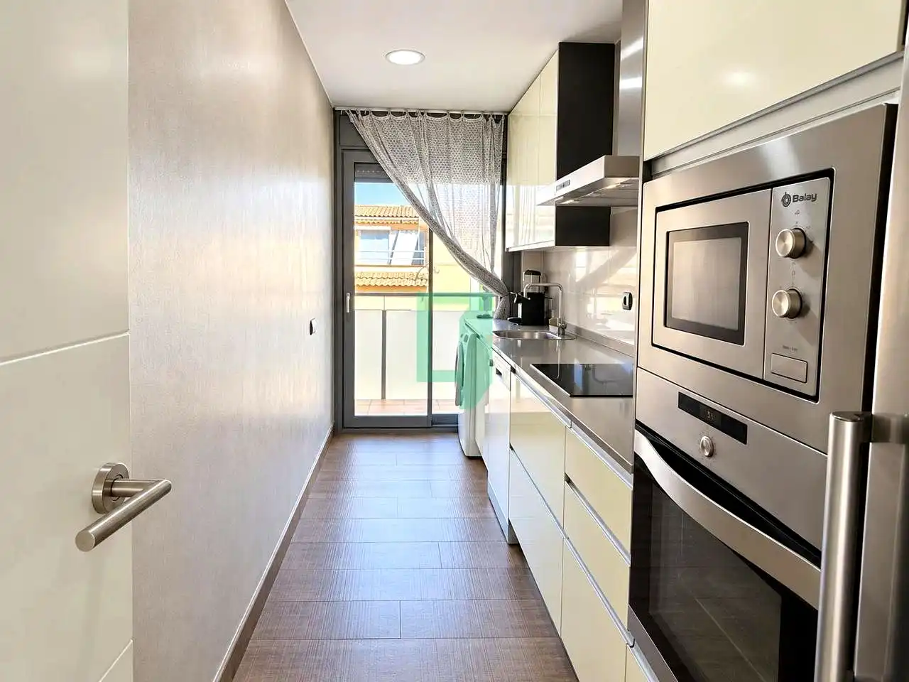 Flat with lift for sale in calle de la Camèlia, imagen 8