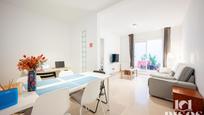 Living room of Flat for sale in  Barcelona Capital  with Heating, Terrace and Oven