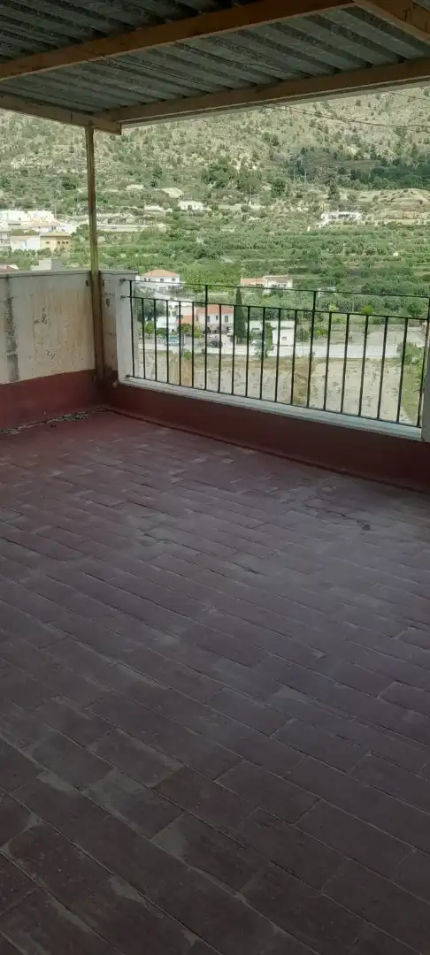 Terrassa de Casa adosada en venda en Urrácal amb Moblat