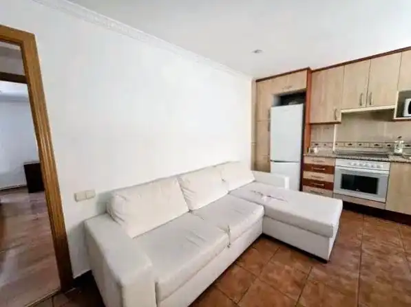 Sala d'estar de Pis en venda en Madrid amb Calefacció