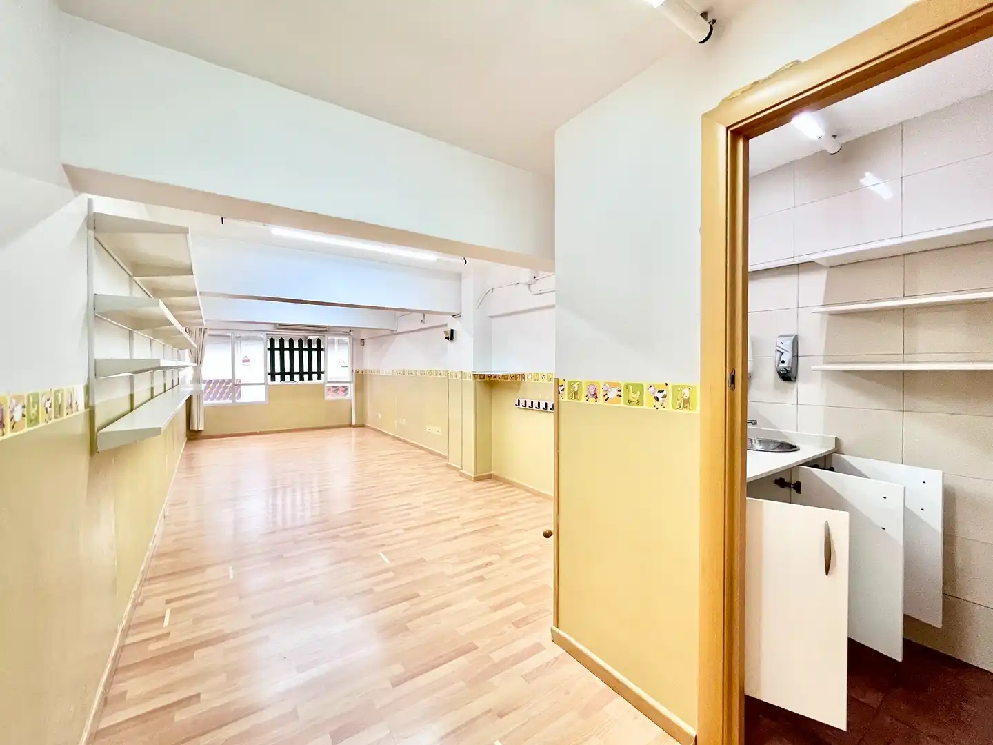 Local de alquiler en Barcelona con Aire acondicionado, Calefacción y Parquet