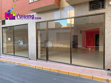 Locale commerciale in affitto a Albox