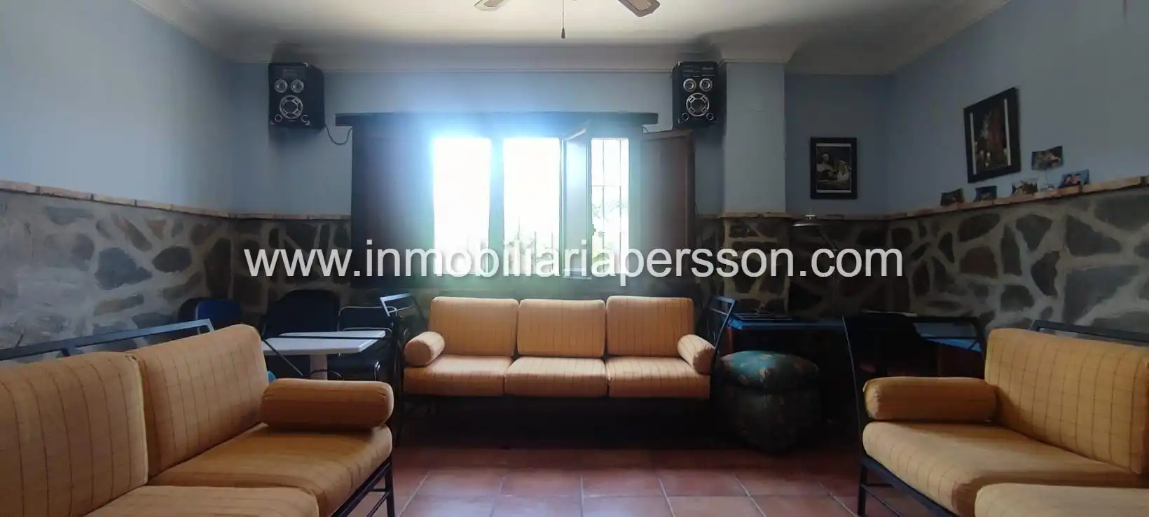 Sala d'estar de Casa o xalet en venda en Écija amb Calefacció, Jardí privat i Terrassa