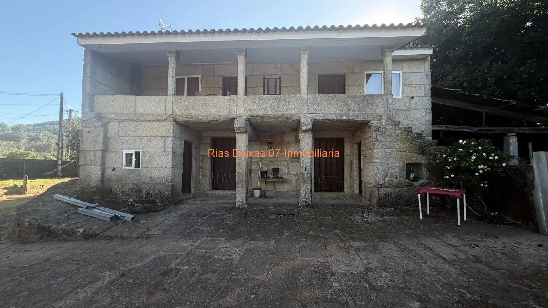 Vista exterior de Casa o chalet en venta en Tui con Calefacción, Jardín privado y Terraza