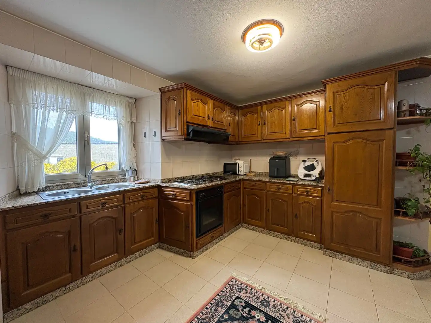 Cocina de Casa o chalet en venta en Carral con Terraza