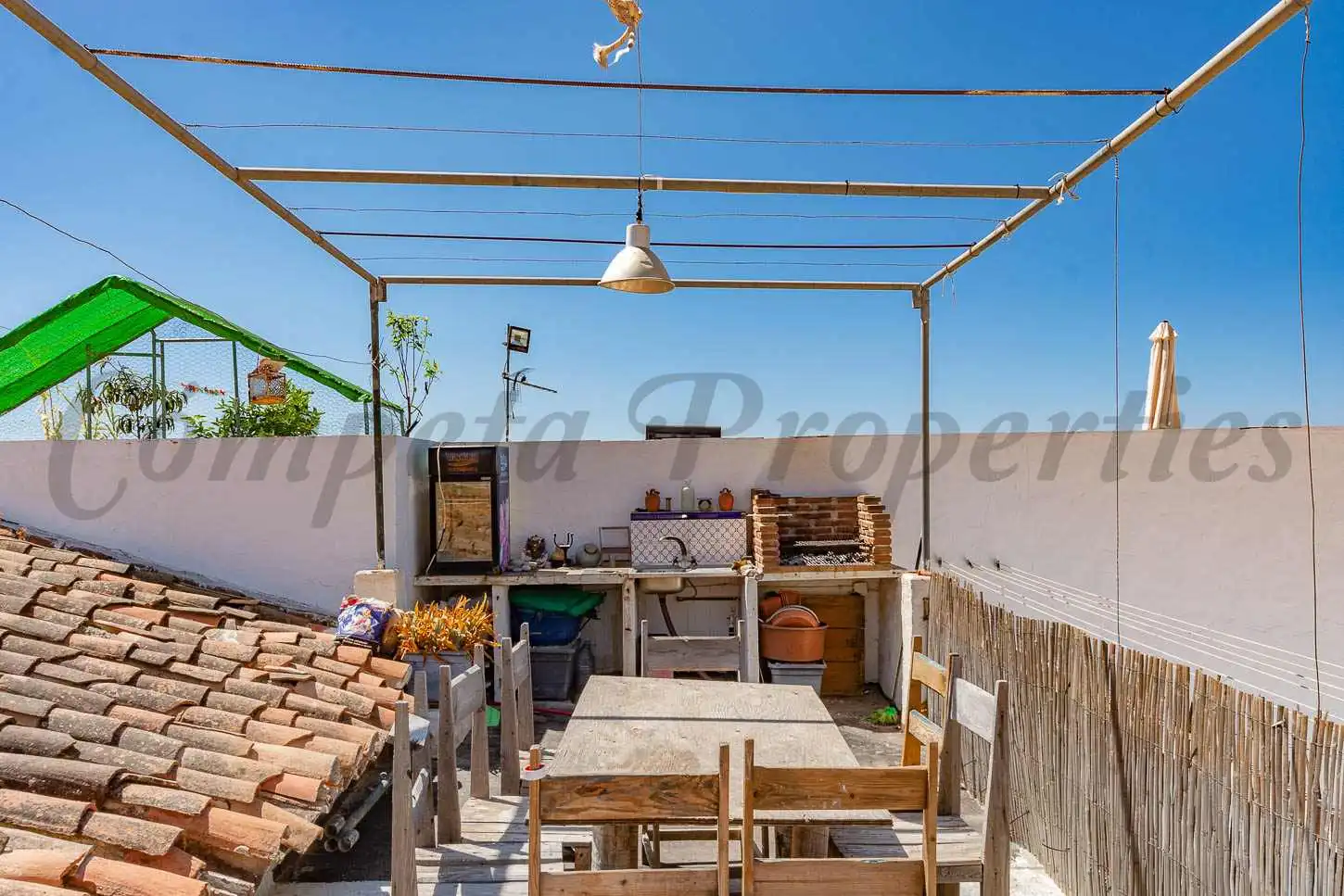 Vista exterior de Casa adosada en venda en Nerja amb Terrassa i Moblat
