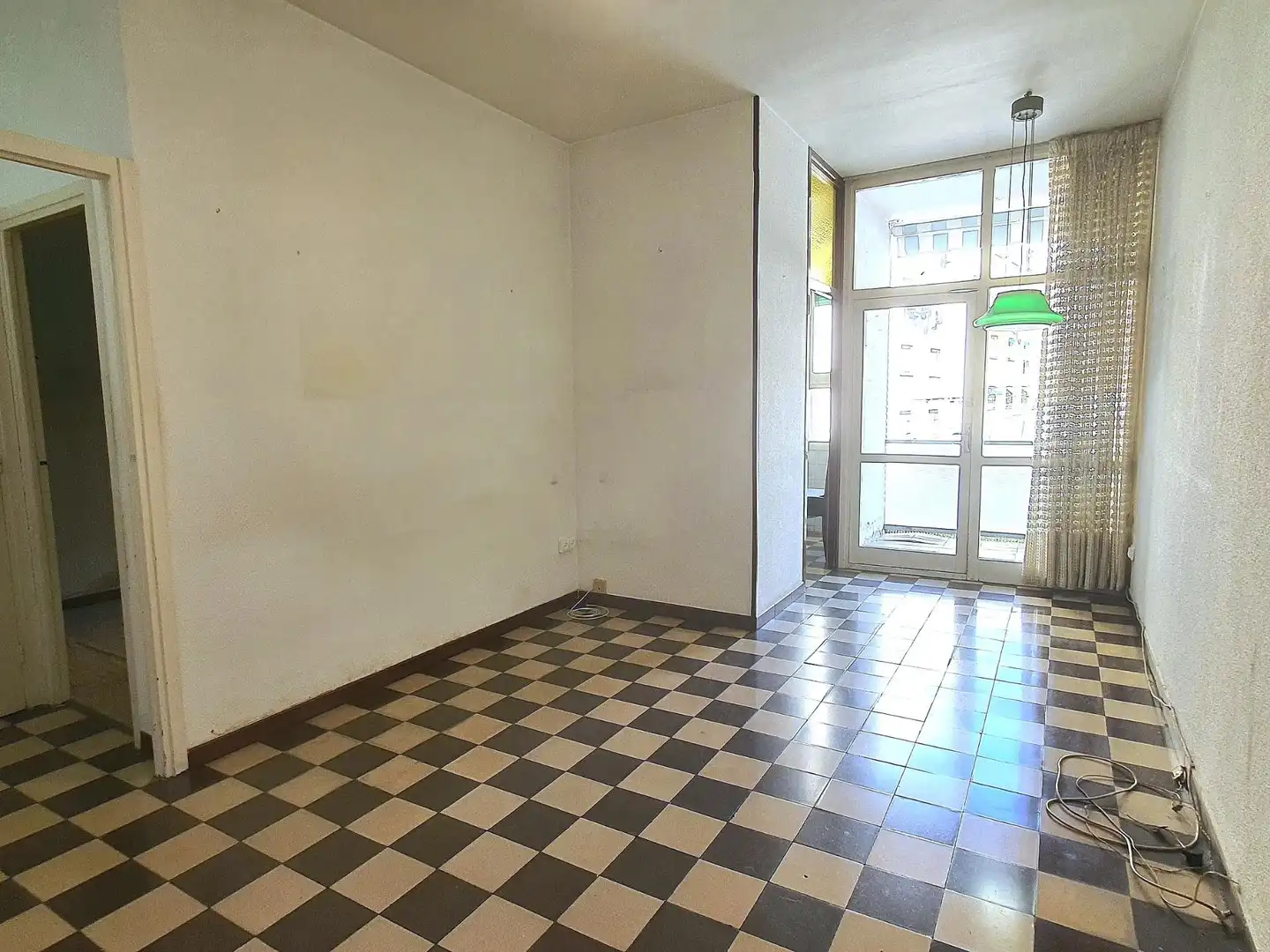 Cocina de Piso en venta en Barcelona con Balcón