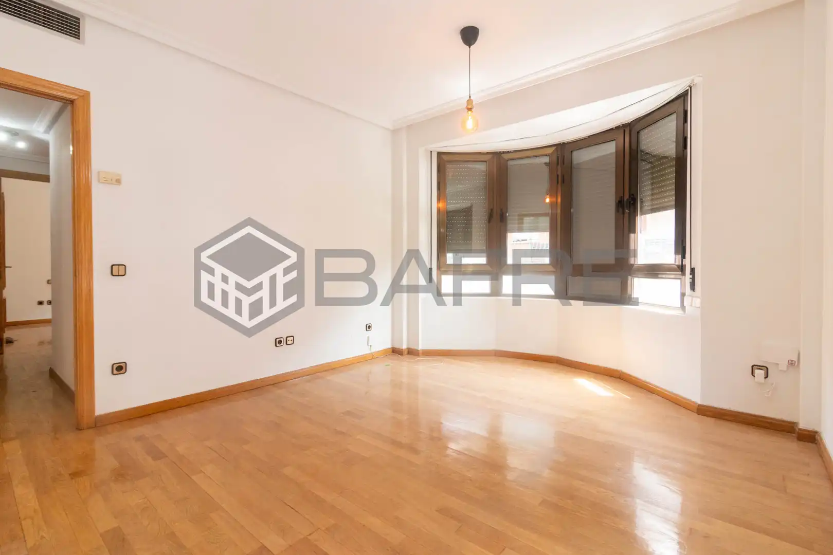 Vista exterior de Piso en venta en Madrid con Aire acondicionado