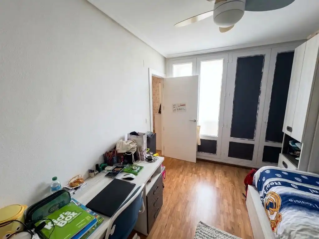 Bedroom of Flat for sale in León Capital   with Heating, Parquet flooring and Terrace