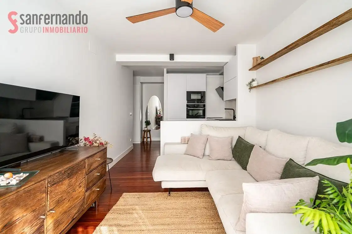 Sala de estar de Apartamento en venta en Santander con Calefacción y Parquet